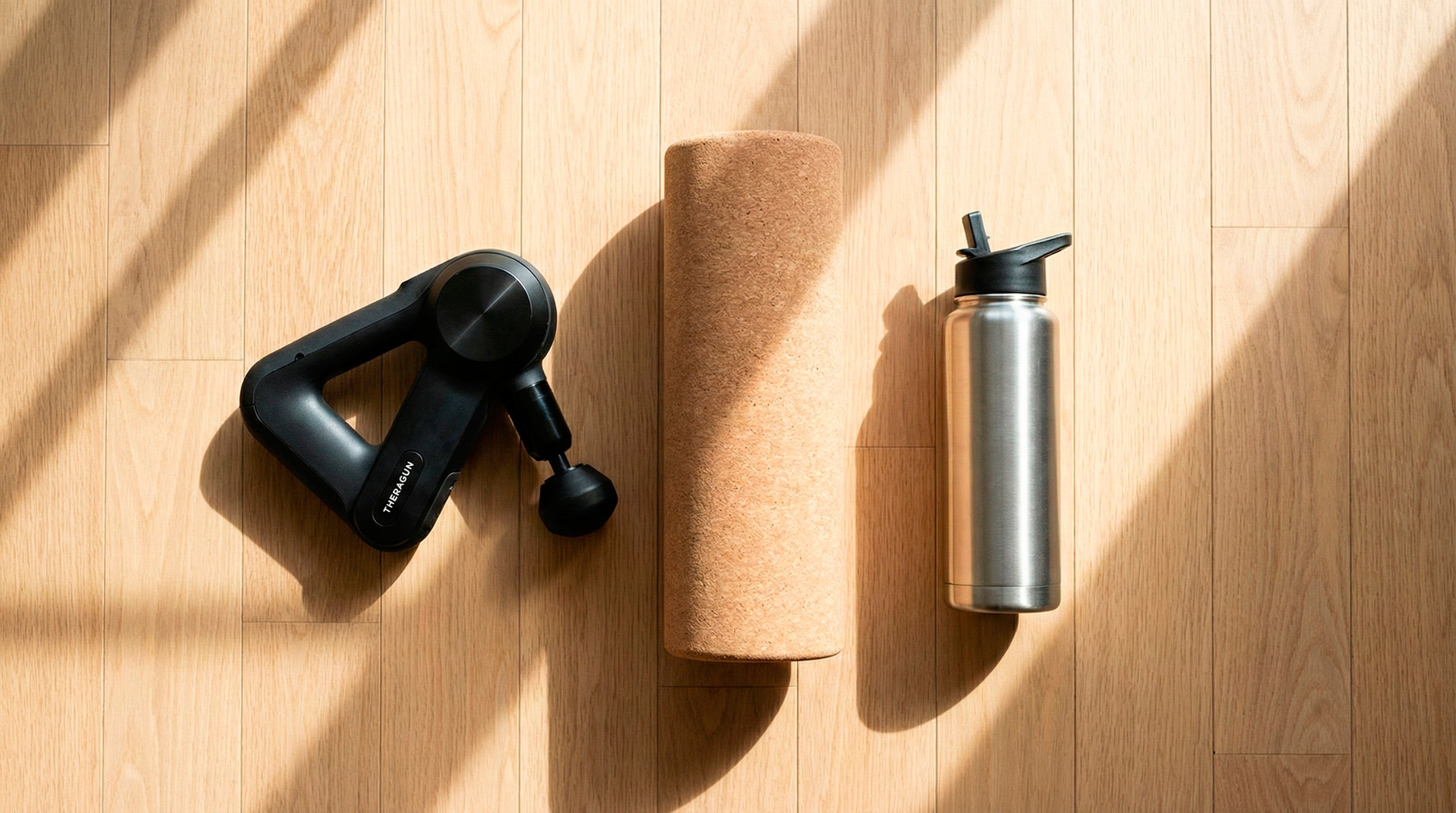 Equipment zur Regeneration nach dem Laufen: Faszienrolle i Massagepistole zur Vorbeugung von Muskelverletzungen.